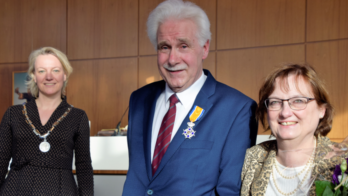 Koninklijke onderscheiding voor de heer Gerhard Kruizinga (Ridder in de Orde van Oranje Nassau)